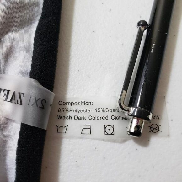 Zaful Yellow Black Bandeau Top Sunflowers Stretch Padded Elastic Size 18 NWOT - Picture 4 of 8